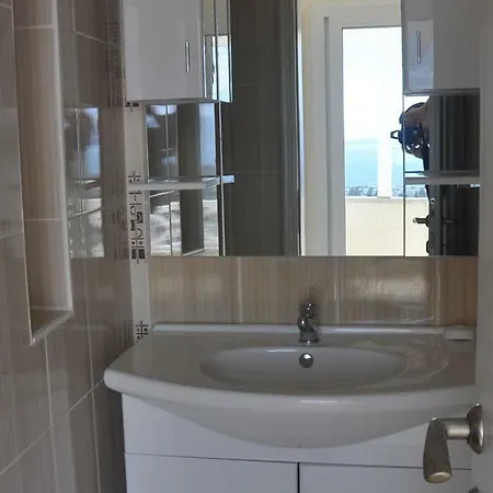 וילה Sleeps 6 Pool Air Con Wifi *